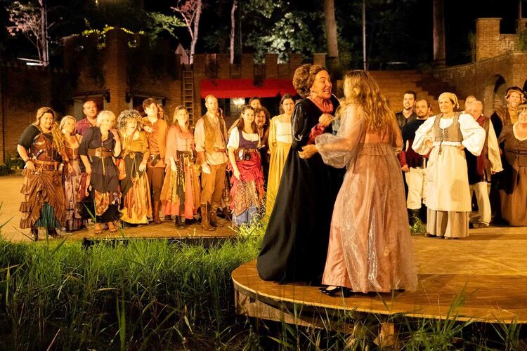 Cinderella: van sprookje naar werkelijkheid