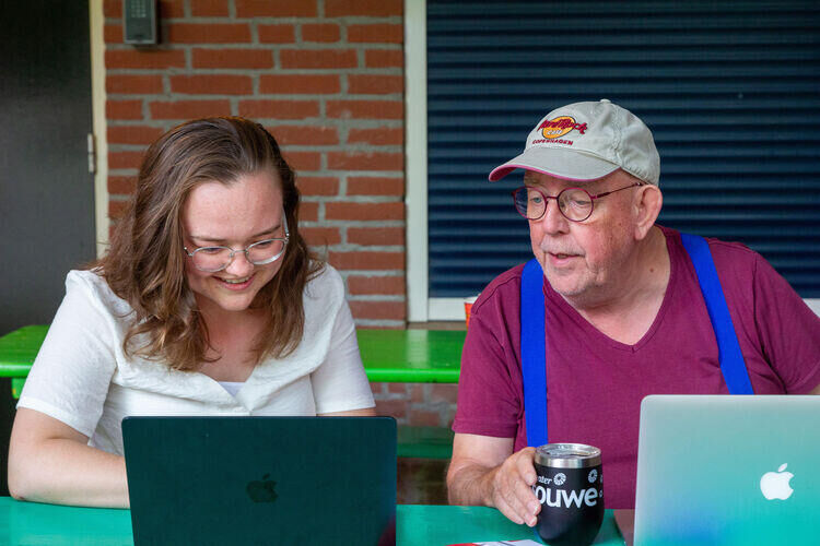 Crew | PR & grafisch design